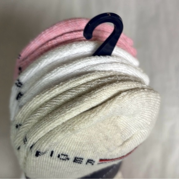 New Tommy Hilfiger Socks Women’s 6 Pair Multicolor Cushion No Show Activewear - Picture 11 of 14